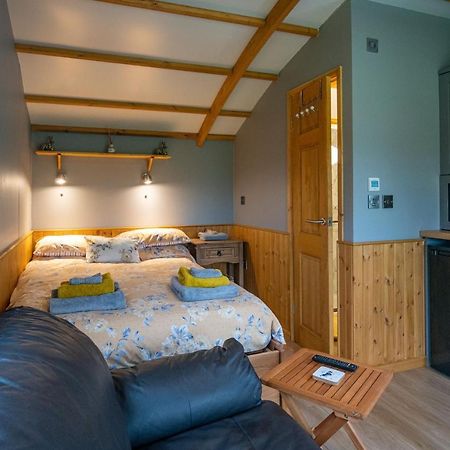 The Elm Shepod - Smardale Mill Villa ภายนอก รูปภาพ